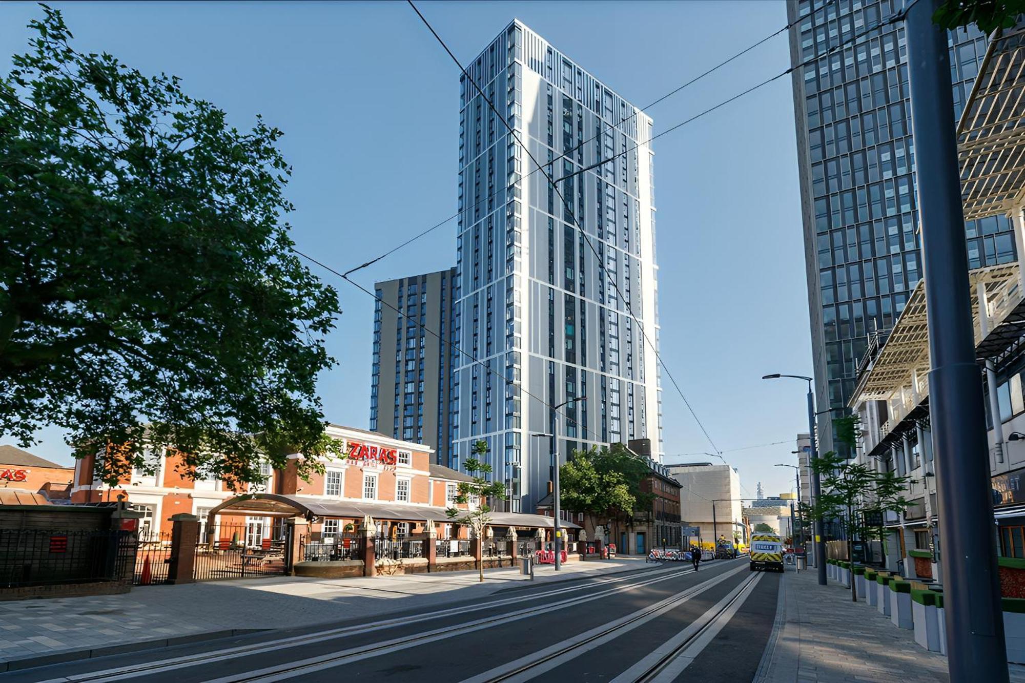 Last-Minute Specials L Book It Now L Sleeps Up To 4 L 2 Bed 2 Bath - Gym - Prime Birmingham Location L Jvt Short Lets Exterior foto