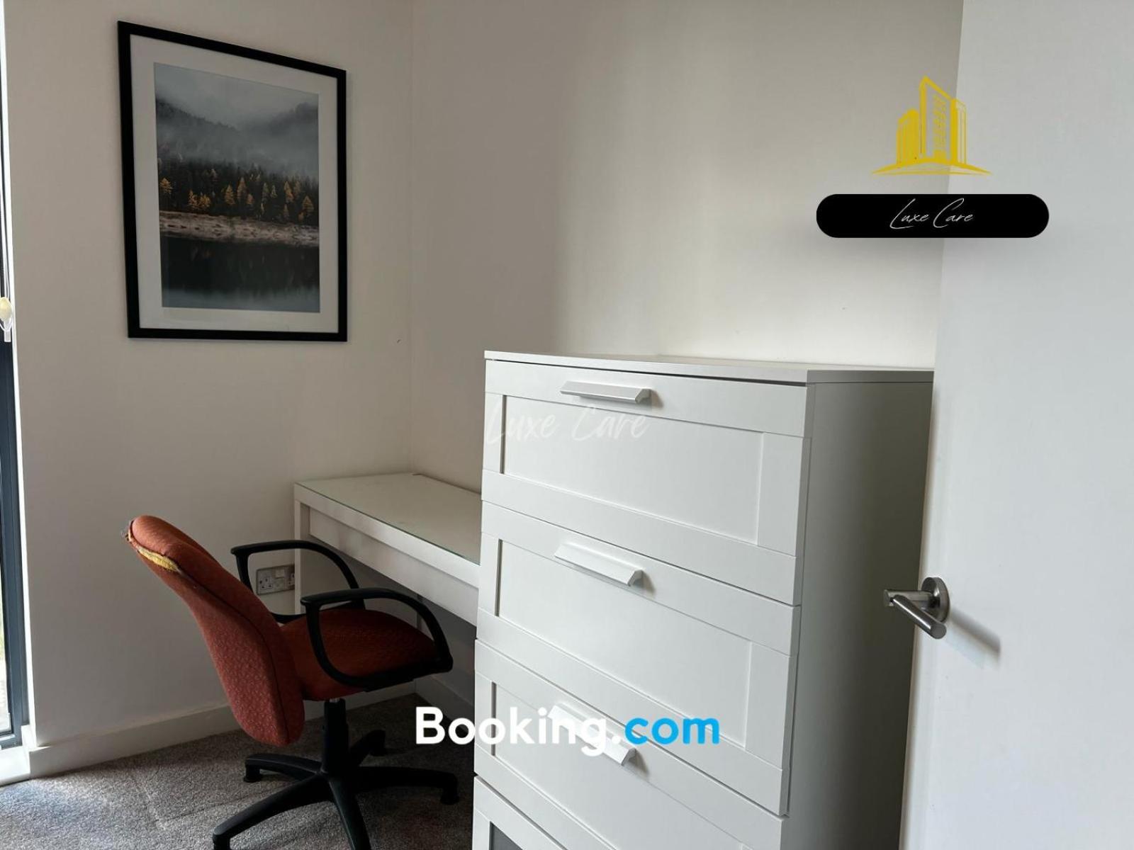 Last-Minute Specials L Book It Now L Sleeps Up To 4 L 2 Bed 2 Bath - Gym - Prime Birmingham Location L Jvt Short Lets Exterior foto